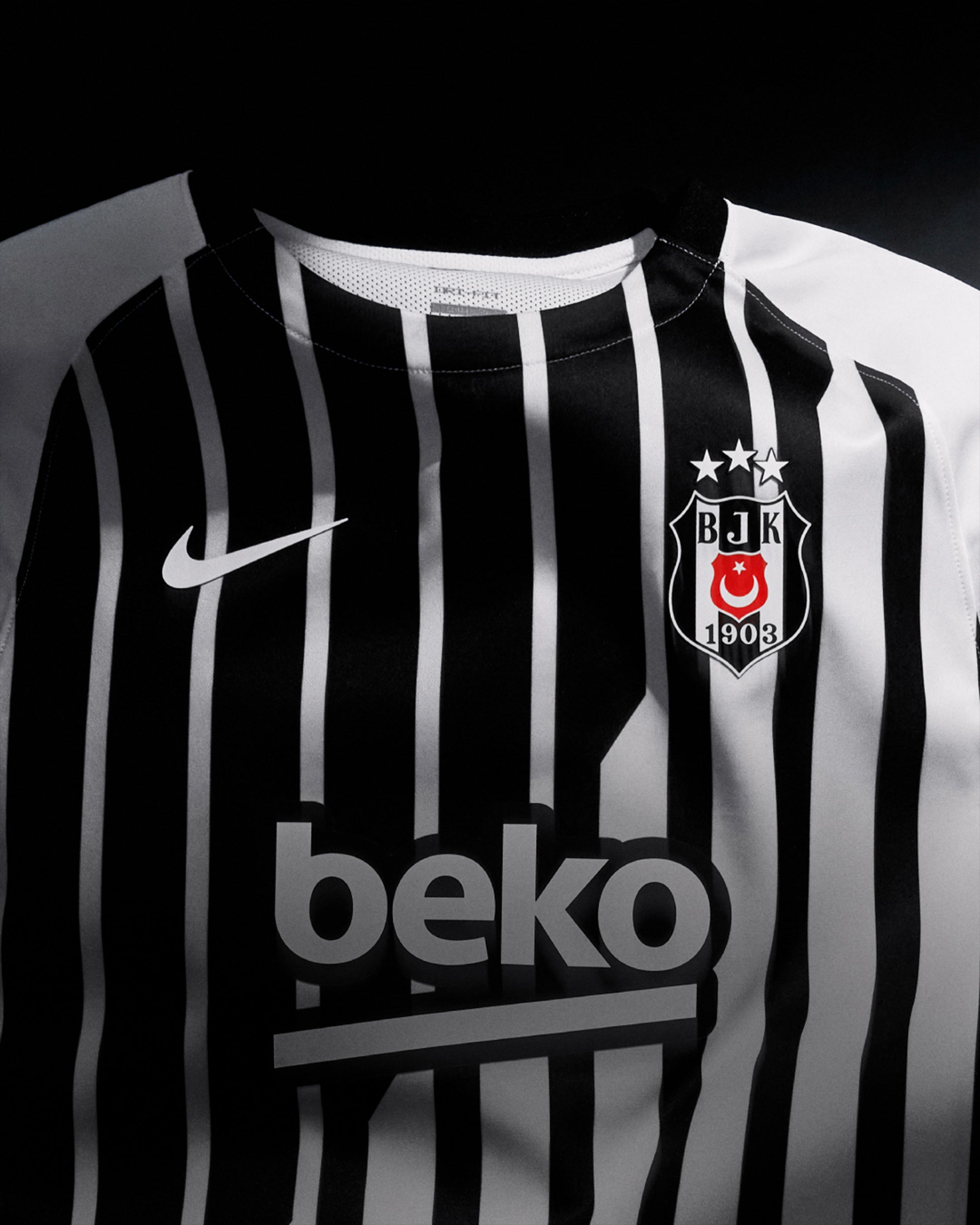 Beşiktaş 26-27 Çubuklu Forma [Premium Kalite]