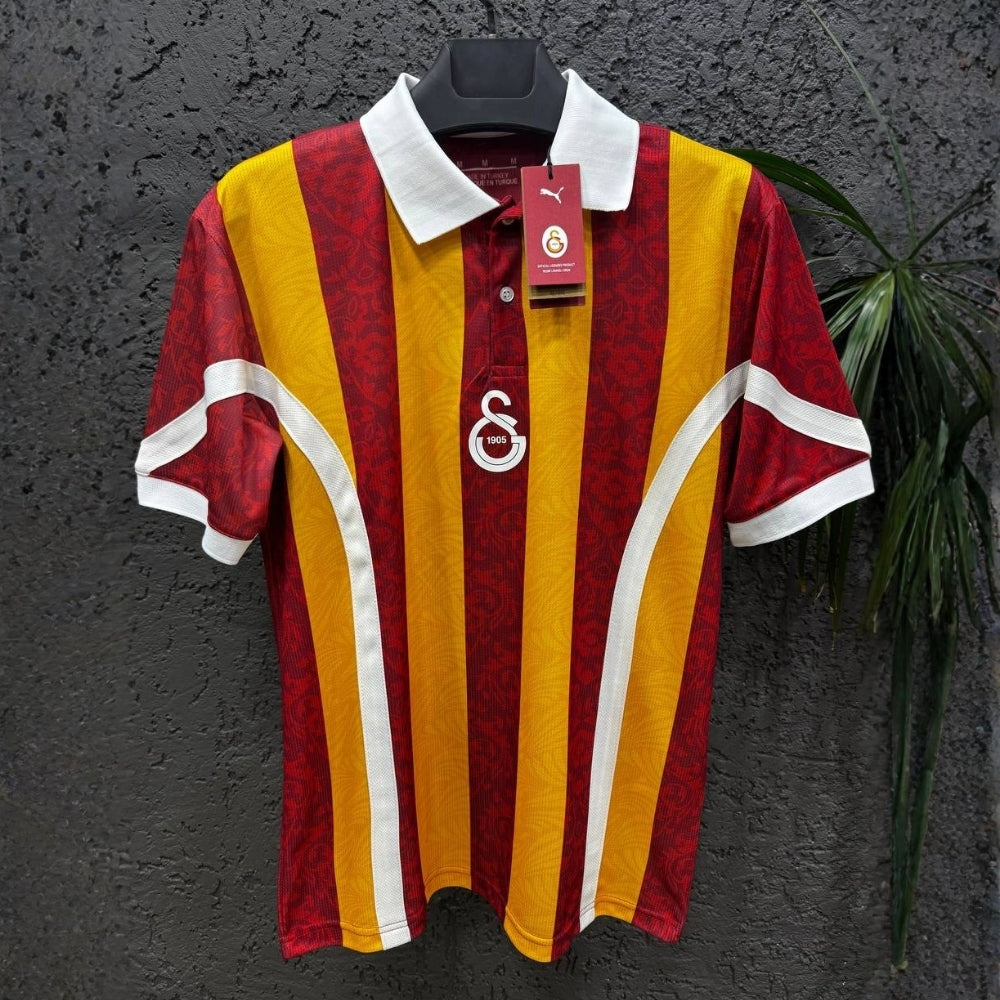 Retro Çubuklu Tasarım Premium Forma