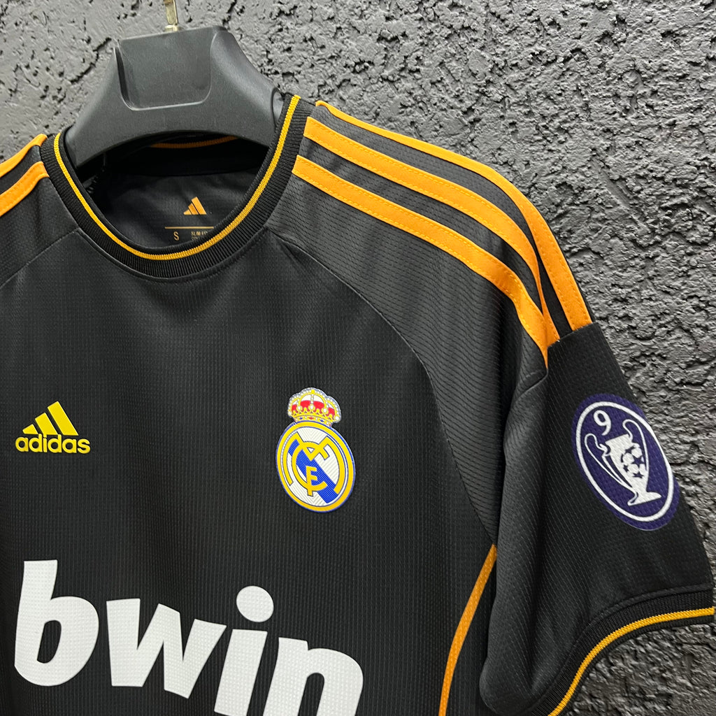 Real Madrid 11/12 Siyah Premium Kalite Retro Forma