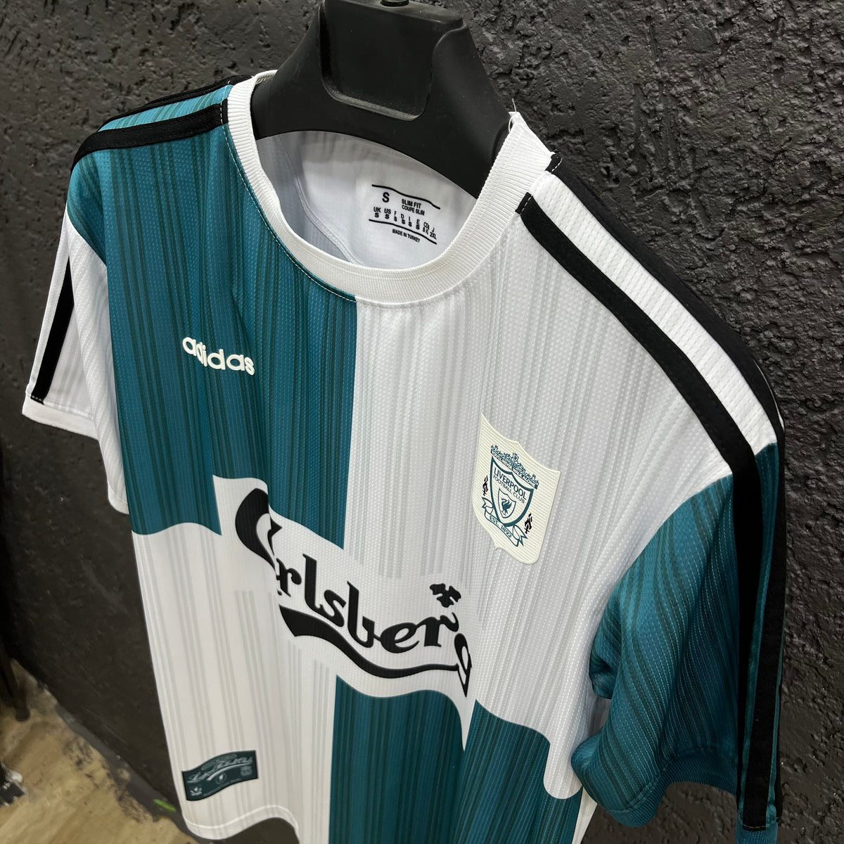 Liverpool 95-96 Deplasman Premium Kalite Forma