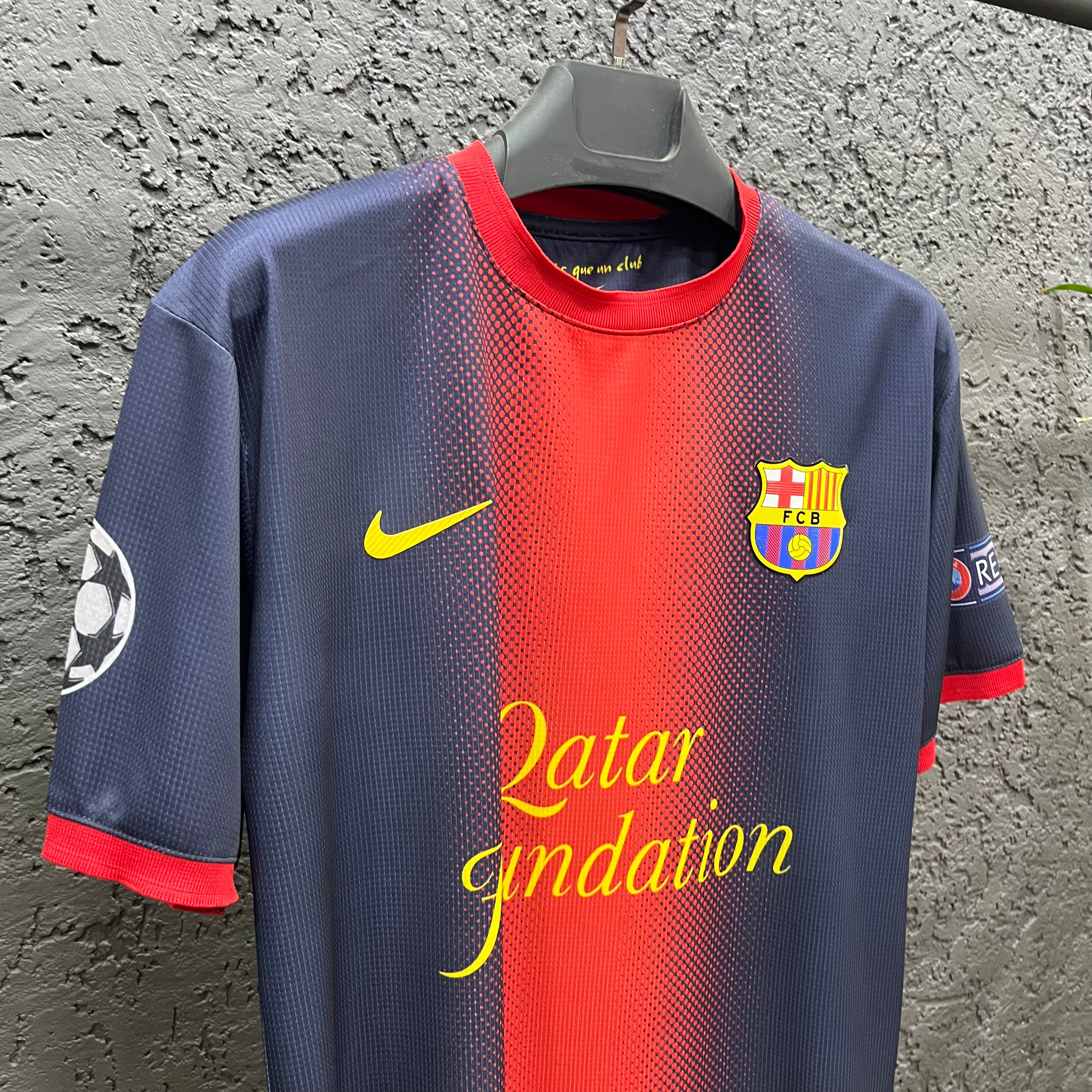 Barcelona 12/13 İç Saha Retro Premium Kalite Forma