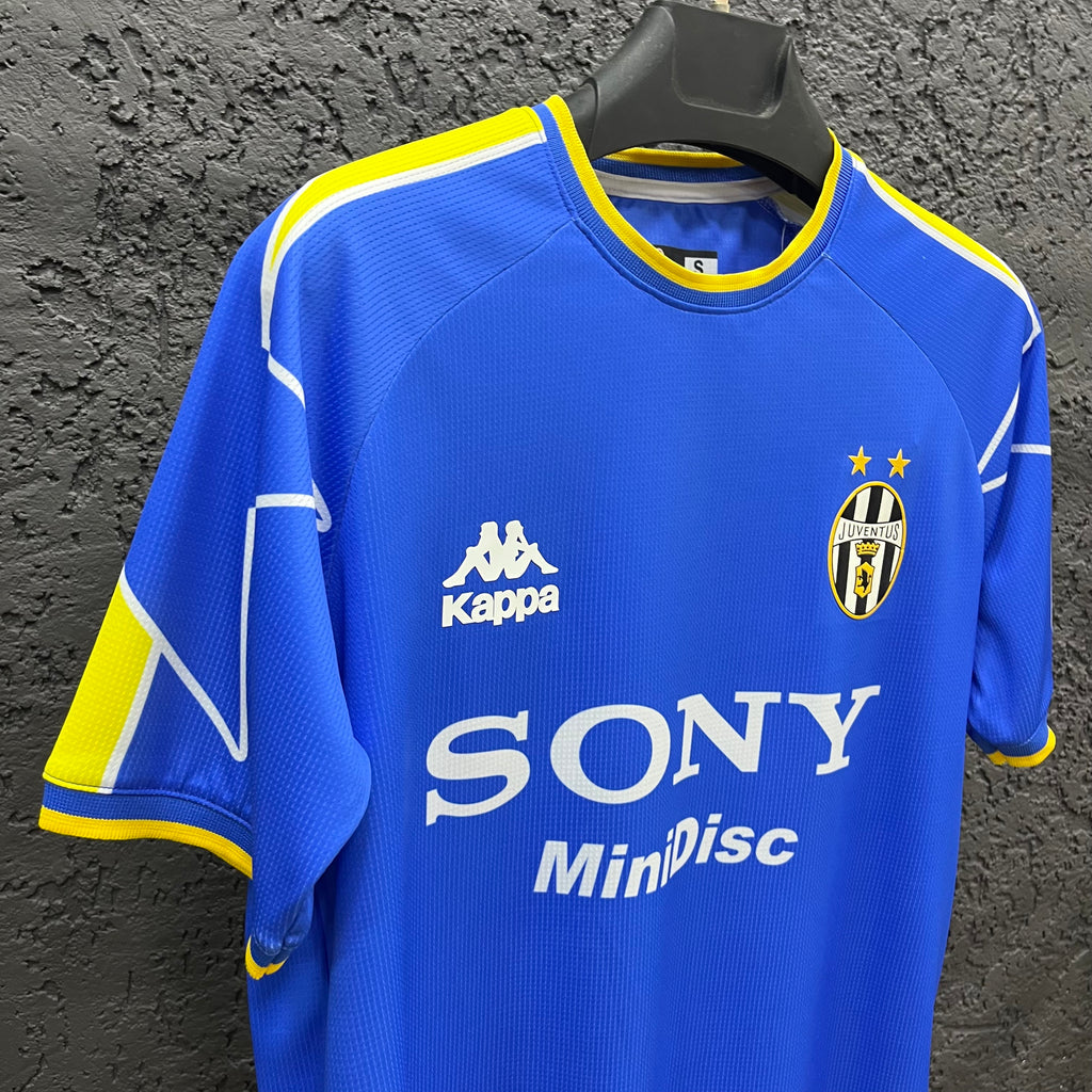 Juventus Retro Premium Kalite Forma