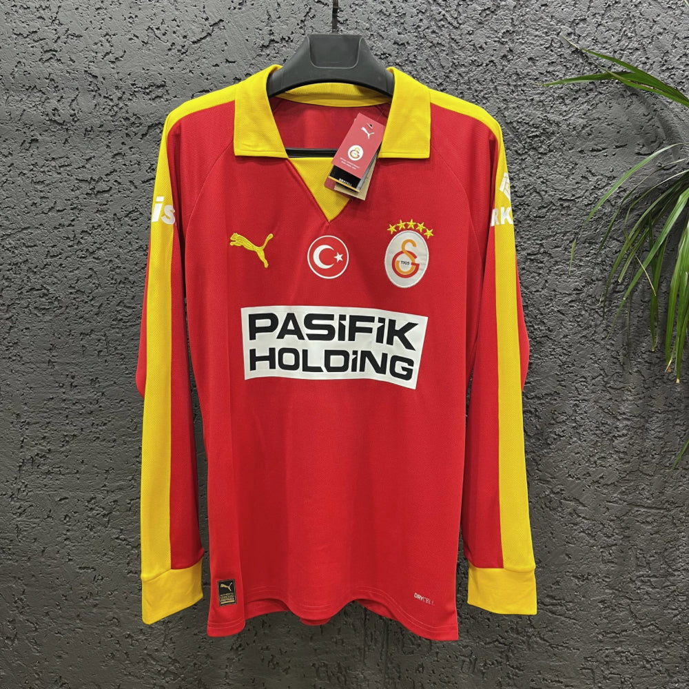 Retro Uzun Kollu Kırmızı Forma