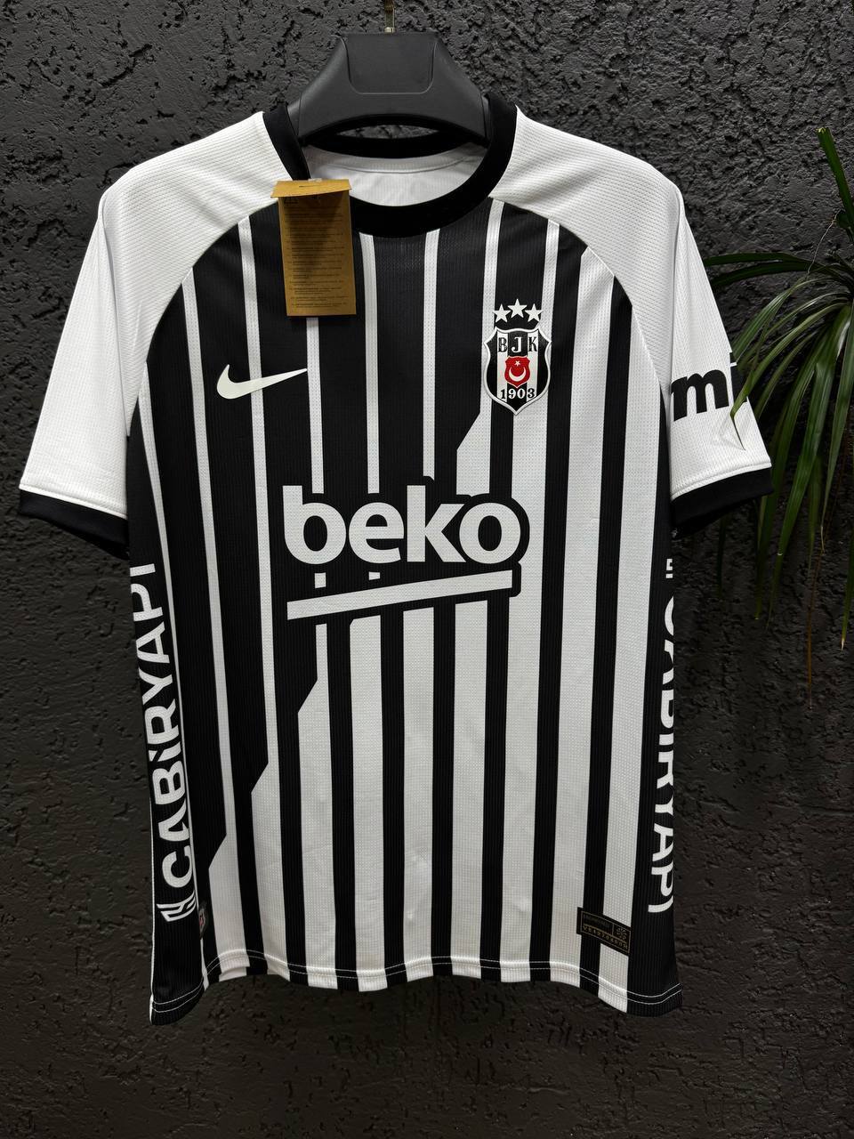 Beşiktaş 26/27 Yeni Sezon Tüm Forma Paketi [Taraftar Atkısı Hediyeli]
