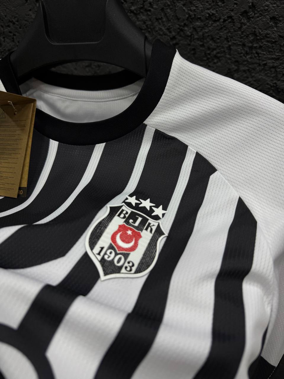 Beşiktaş 26/27 Yeni Sezon Tüm Forma Paketi [Taraftar Atkısı Hediyeli]