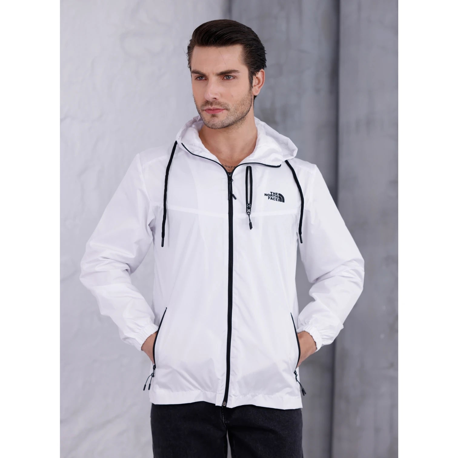 The North Face Beyaz Astarlı Yağmurluk