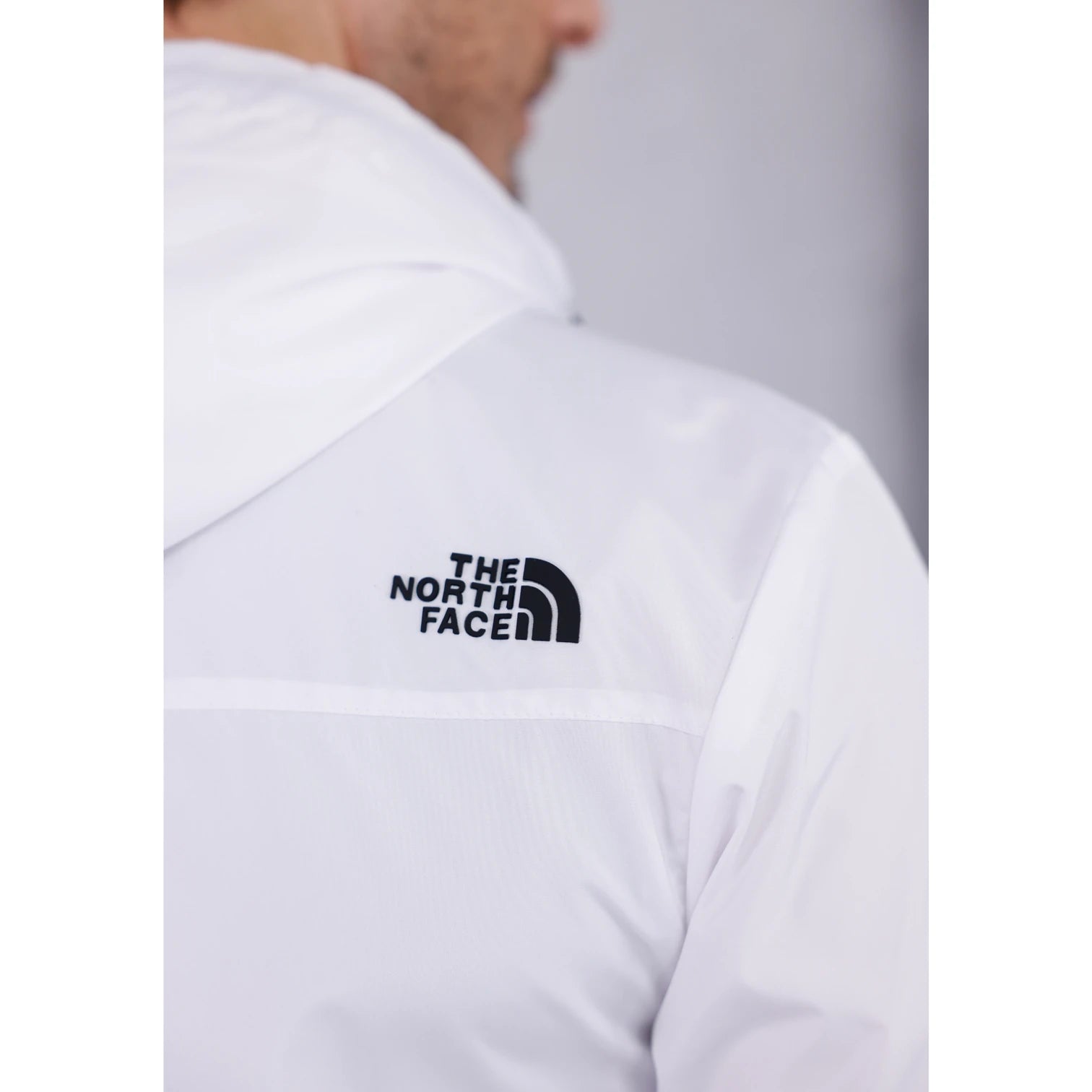 The North Face Beyaz Astarlı Yağmurluk