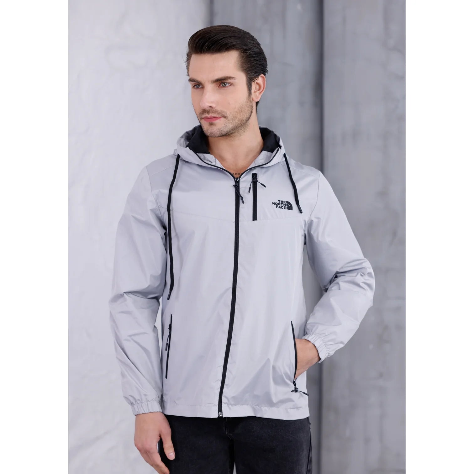 The North Face Gri Astarlı Yağmurluk