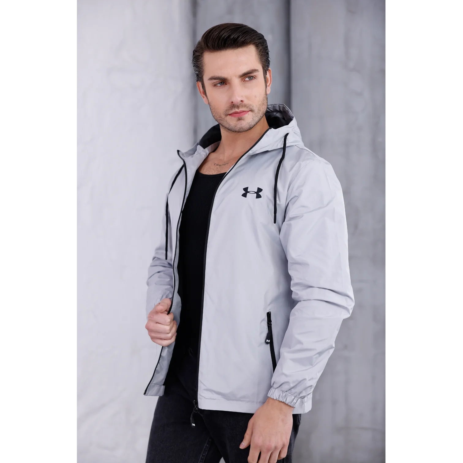 Under Armour Gri Astarlı Yağmurluk