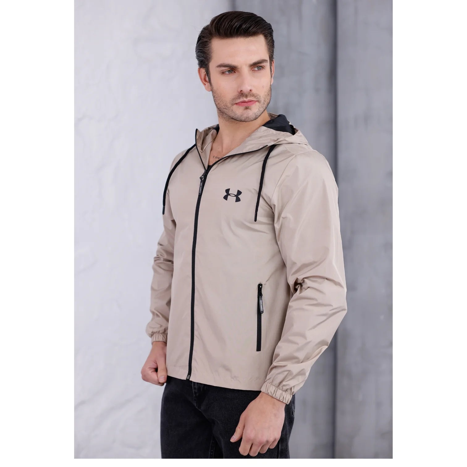 Under Armour Kum Rengi Astarlı Yağmurluk