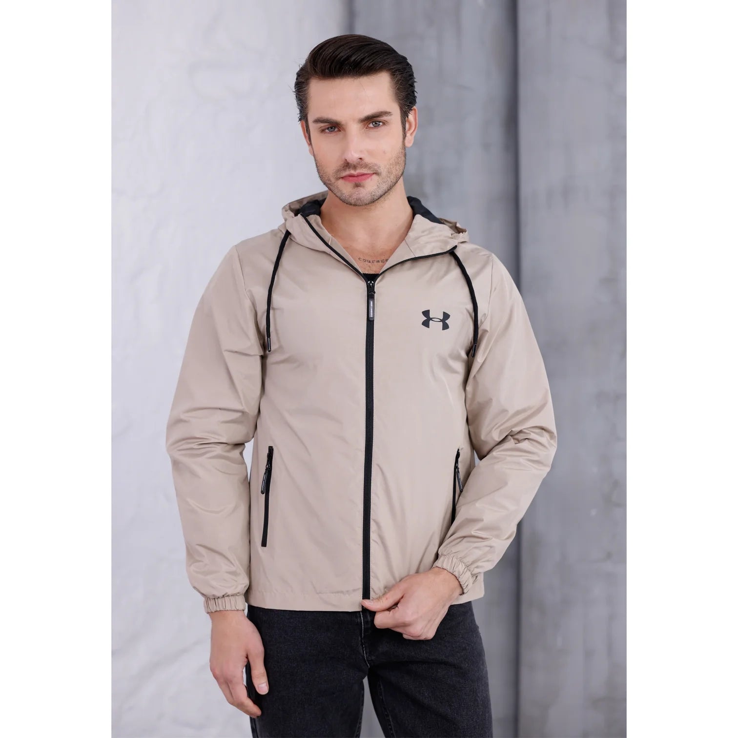 Under Armour Kum Rengi Astarlı Yağmurluk